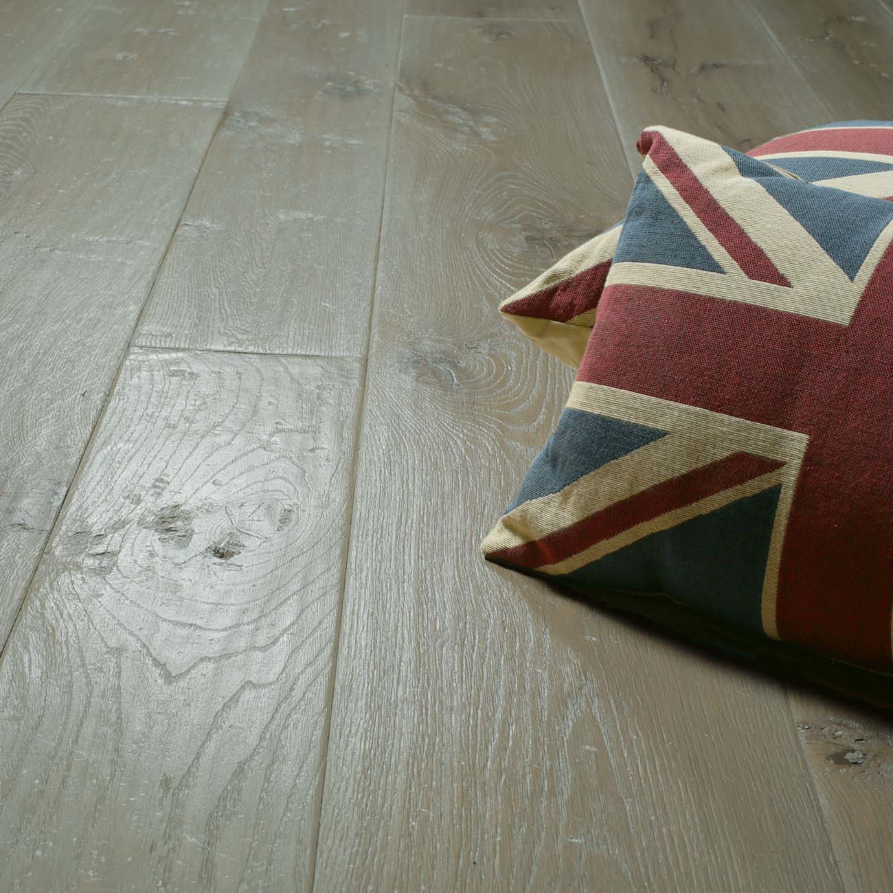 Generations wide oak flooring Husky Tudor